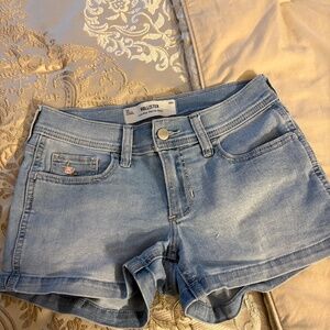 Hollister Low Rise Shortie Shorts